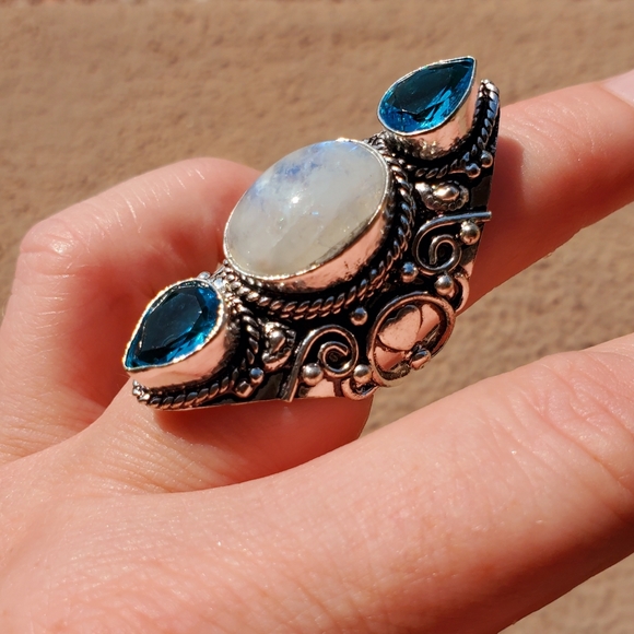 New Rainbow Moonstone & Blue Topaz 925 Silver Statement Ring. - Picture 8 of 15